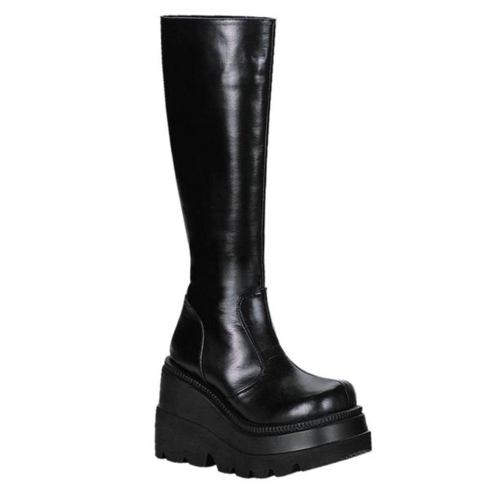 Demonia Shaker-100 Goth Platform Boot